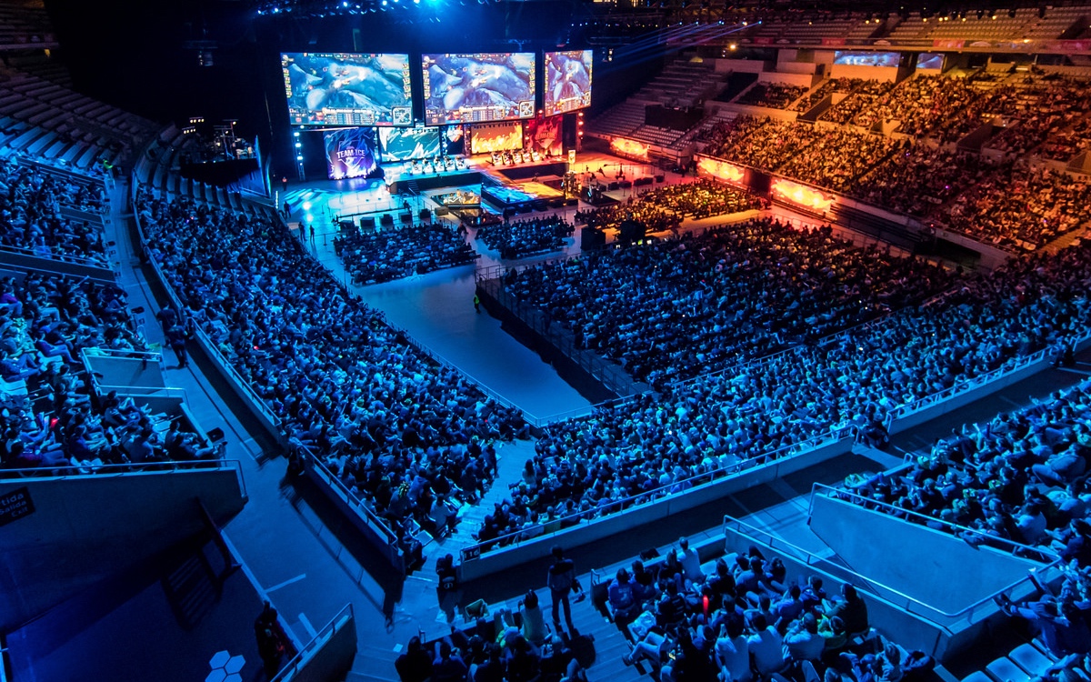 没有霸哥？LOL官方外挂处罚月度公示：封禁超52万个账号和1万多台机器